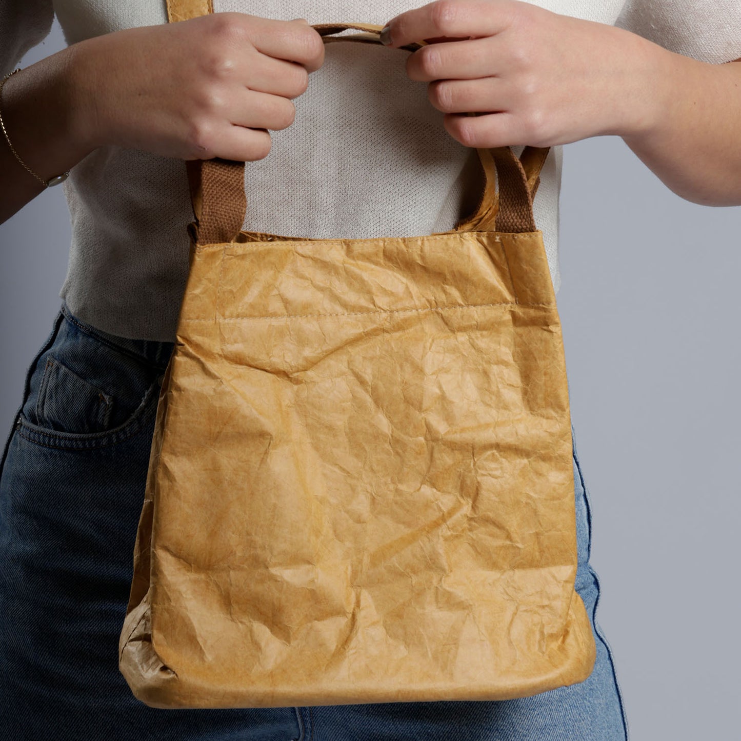 Paper effect shoulder bag