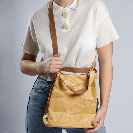 Paper effect shoulder bag